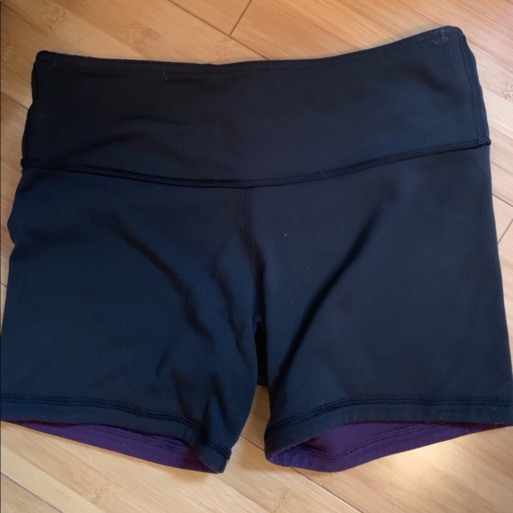 Size 4 Lululemon shorts!